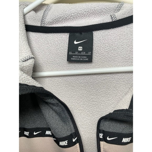 NIKE Women's Therma Colorblocked Half-Zip Training Hoodie Size XS - Picture 7 of 7
